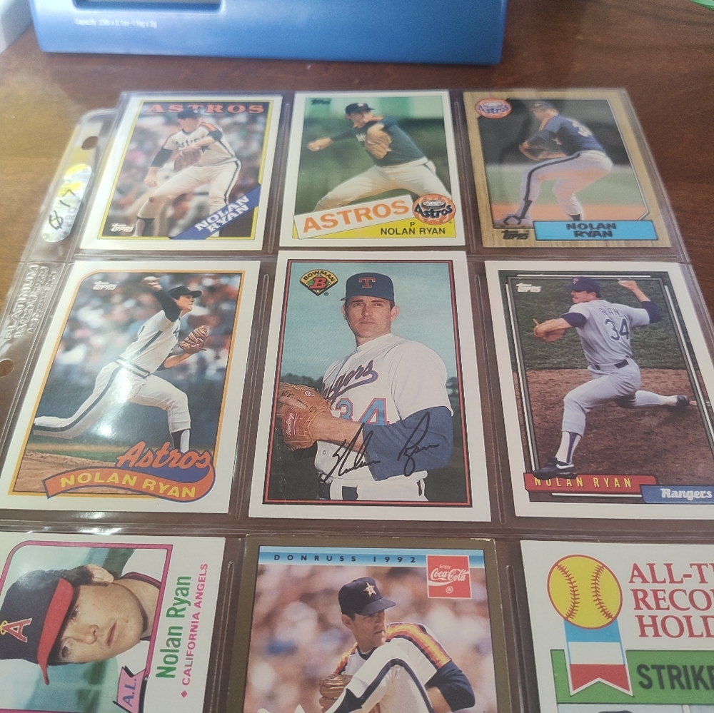 Nolan Ryan baseball card nine card lot